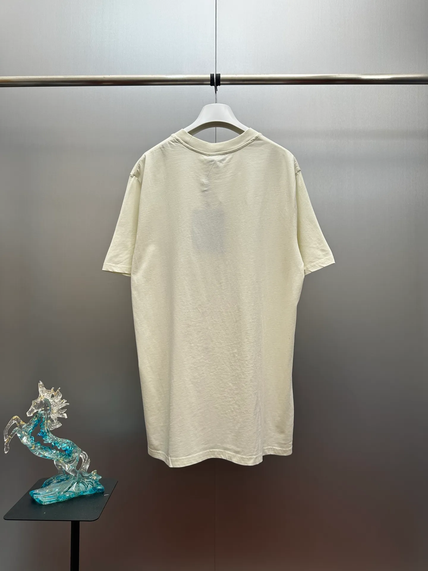 🔥P135💰MONCLER 26SS LOGO T Authentic 4286 ，100% 180 ，1*1 260 ， 、 ， 1：1 ， 1：1 ， size：S M L XL